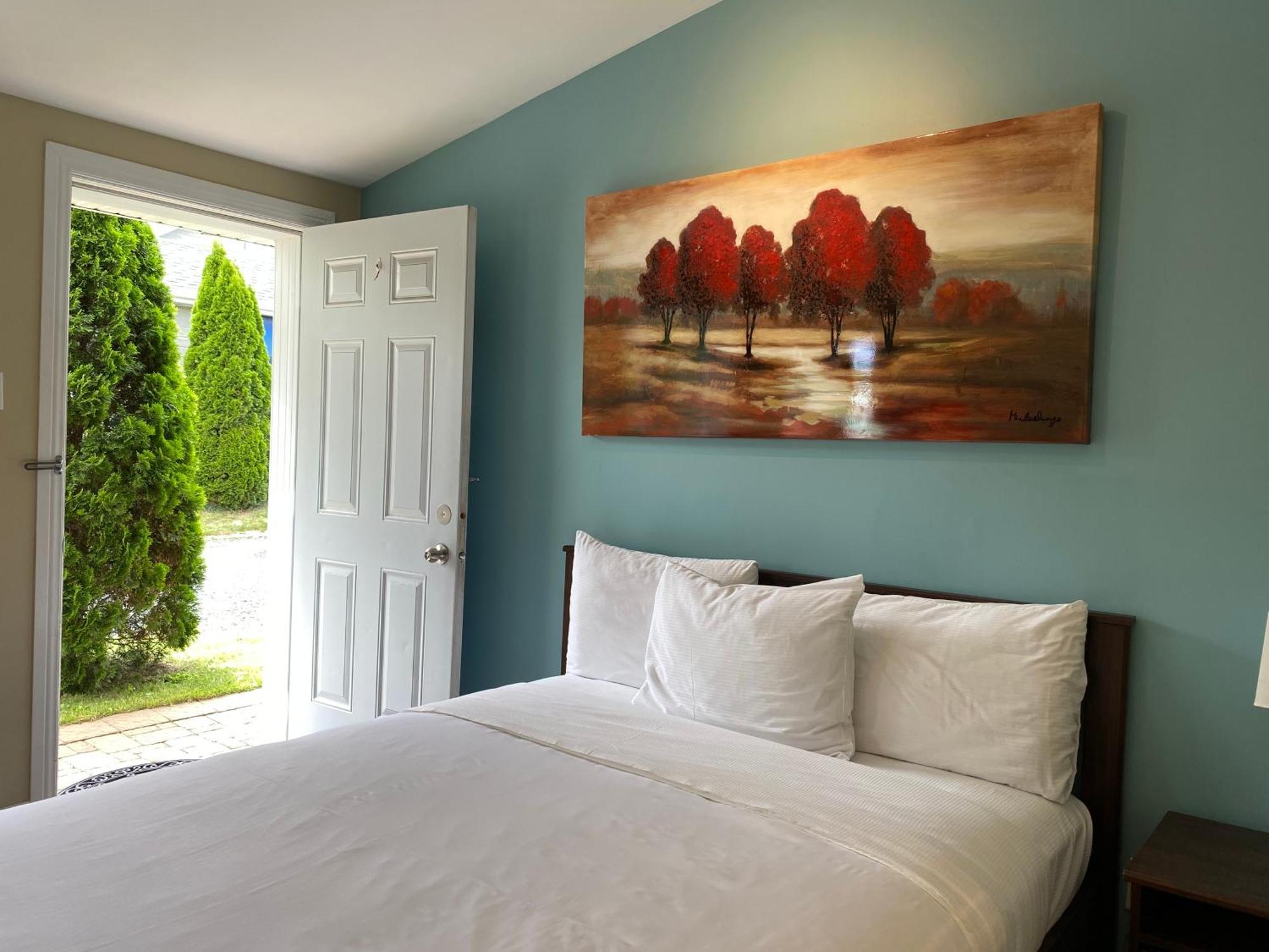 Motel Des Cedres Sherbrooke Bagian luar foto